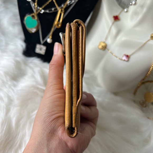 Gucci Yellow Wallet - Picture 10 of 11